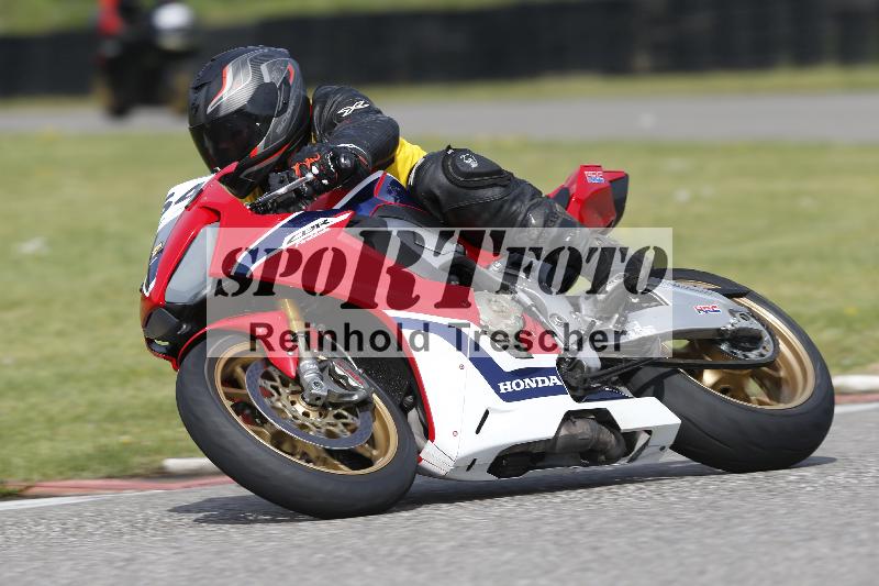 Archiv-2025/07 19.04.2025 Speer Racing ADR/Gruppe gelb/454